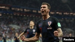 Slavlje hrvatskog reprezentativca Marija Mandžukića