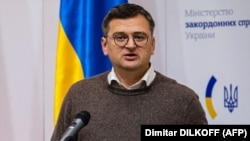 «Під час телефонної розмови обговорили військові потреби України, які може покрити Естонія» - повідомив Дмитро Кулеба 