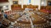 Дружити заради рейтингів: чому фракції більше не хочуть об’єднуватись
