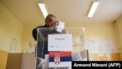 Glasanje u Gračanici 24. aprila 2016.
