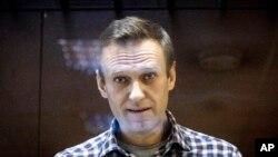 Орус оппозциячыл саясатчысы Алексей Навальный сотто.