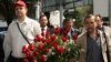 Российские оппозиционеры собрались у памятника Абаю