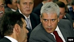 Vojislav Koštunica i Boris Tadić na jednoj od sednica Skupštine Srbije, septembar 2006.