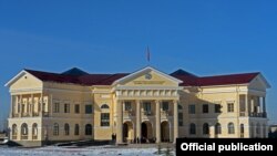 Башкы прокуратуранын имараты. 