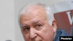ՀՀԿ-ի փոխնախագահ Ռազմիկ Զոհրաբյանը, արխիվ: