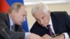 За допомогою перестановок Путін прагне взяти верх у довгій війні Росії проти України?