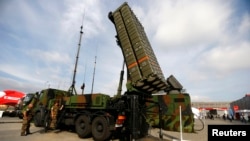 Рим і Париж спільно поставили першу систему в 2023 році, але в останні місяці Україна неодноразово закликала партнерів надати більше допомоги з протиповітряної оборони.