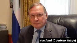 Алег Озераў
