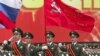Знову червоний прапор: об’єднання чи розкол України