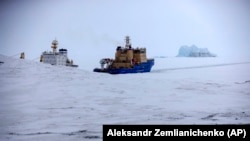 Арктикадагы Орусиянын кемелери