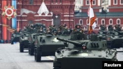 Parada za Dan pobede u Moskvi na Crvenom trgu