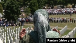 Vojska Republike Srpske pod komandom Ratka Mladića ubila u julu 1995. preko 8.000 bošnjačkih muškaraca i dječaka u Srebrenici (Foto: Memorijalni centar u Potočarima, BiH)
