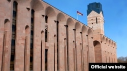 Երևանի քաղաքապետարանը, արխիվ 