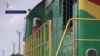 Вагони з вугіллям із Луганська рятують жителів села Оріхове від обстрілів (відео)