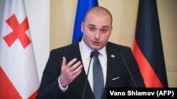 Грузинская оппозиция в качестве напутствия предложила Мамуке Бахтадзе в ходе выступления на Мюнхенской конференции по безопасности призвать партнеров ужесточить санкции в отношении России