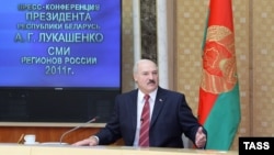 Фота зь леташняй прэс-канфэрэнцыі для расейскіх СМІ