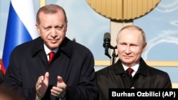 Recep Tayyip Erdogan i Vladimir Putin, u predsjedničkoj palati u Anakri 3. aprila 2018.