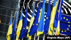 Обмеження стосуватимуться заборони експорту золота та ювелірних виробів з Росії та блокування європейських активів Сбербанку
