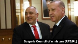 Bulgarian Prime Minister Boyko Borisov (left) meets with Turkish President RecepTayyip Erdogan in Ankara on March 2.