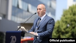 Це вже другий випадок, коли Харадінай іде з посади прем’єр-міністра після звинувачень із Гааги