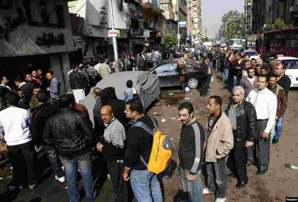 Egipat - Predgrađe Kaira, izbori, 28. novembar 2011. Foto: Reuters / Goran Tomašević