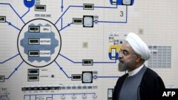 Iranski predsednik Hasan Rohani u poseti nuklearnom postrojenju u predgrađu Bušehera, Iran, fotoarhiv