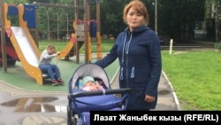 Аида Кыйсаева баласы менен
