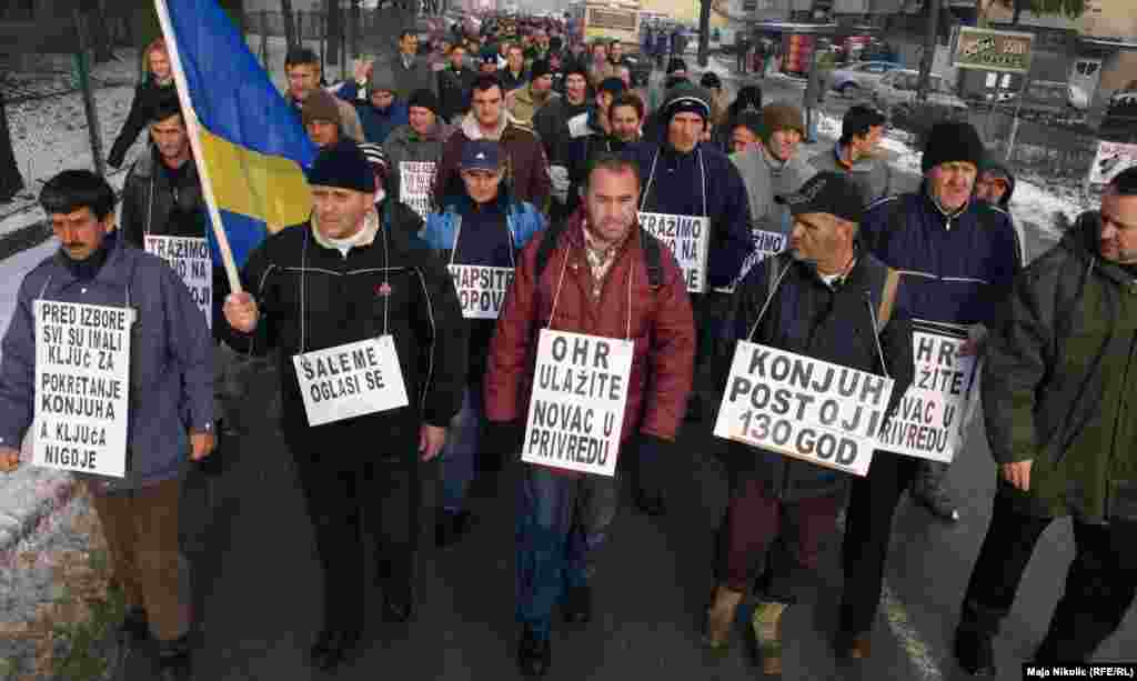 BiH - Protest radnika Konjiha iz Živinica protestiralo je u Sarajevu, 28. januar 2013.
