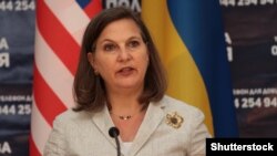 Вікторія Нуланд, на той час помічник державного секретаря США з європейських і євразійських питань, Київ, 16 травня 2015 року