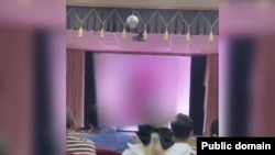 Филм на аборт в близък план се прожектира пред ученици в Сахалин