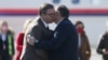 Predsednik Srbije Aleksandar Vučić i predsednik RS Milorada Dodik na sarajevskom aerodromu u martu 2021.