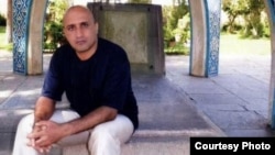 Blogger and activist Sattar Beheshti had issued an official letter to the head of Evin prison on October 31 complaining about torture and beatings during his interrogation.