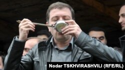 Процесс "перетягивания каната" между мэром и правоохранителями продожается – придется ли Угулава "испить чашу до дна"?