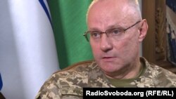 ЗСУ дотримуються домовленостей із перемир’я, але готові «у випадку непрогнозованої ситуації до оперативного реагування», сказав начальник Генштабу Хомчак, звертаючись до президента Зеленського
