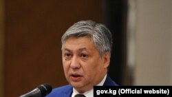 Эрлан Абдылдаев.
