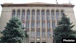 Սահմանադրական դատարանի շենքը Երևանում, արխիվ