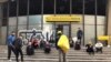 Директорите си ја зголемиле платата за 50 отсто, поштарите на минималец