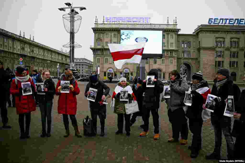 Другія — за вызваленьне актывістаў, зьняволеных за ранейшыя акцыі