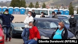 Višesatno čekanje na granici