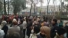 Кесиптик кошуундардын өкүлдөрү нааразылык акциясына чыгышты. 2020-жылдын 12-ноябры.
