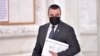 Eugen Pîrvulescu, senator PNL, nu crede că e o problemă să ocupe funcția de secretar al Senatului, în ciuda faptului că a fost trimis în judecată de DNA. 