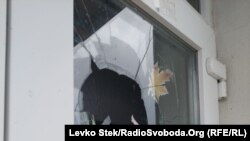 Обстрел Врубовки на Донбассе: эксклюзивные фото с места событий (фотогалерея)
