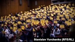 У Києві в рамках Міжнародного фестивалю документального кіно про права людини Docudays UA провели акцію на підтримку українського кінорежисера Олега Сенцова