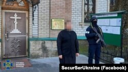Під час обшуків СБУ в будівлях УПЦ (МП) на Полтавщині з метою, як зазначили у відомстві, «протидії підривній діяльності російських спецслужб», 5 грудня 2022 року