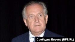 Спас Русев