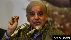 شهباز شریف وايي، د عدم اعتماد تحریک وړاندې کولو لپاره تیاری روان دی - پخوانی انځور. 