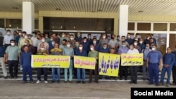 Hiljade najamnih radnika u iranskoj energetskoj industriji štrajkuje više od nedjelju dana.