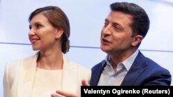 Новообраний президент України Володимир Зеленський із дружиною Оленою. Київ, 21 квітня 2019 року