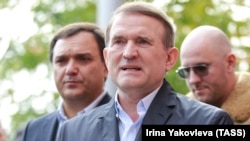 Віктор Медведчук наразі перебуває під домашнім арештом