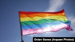 "Očekujemo da se naši najbliži partneri posvete unapređenju ljudskih prava. To uključuje i poštovanje prava LGBTQ+ osoba, uključujući njihovo pravo na slobodu okupljanja", proučila Helena Dali, evropska komesarka za ravnopravnost (ilustracija)
